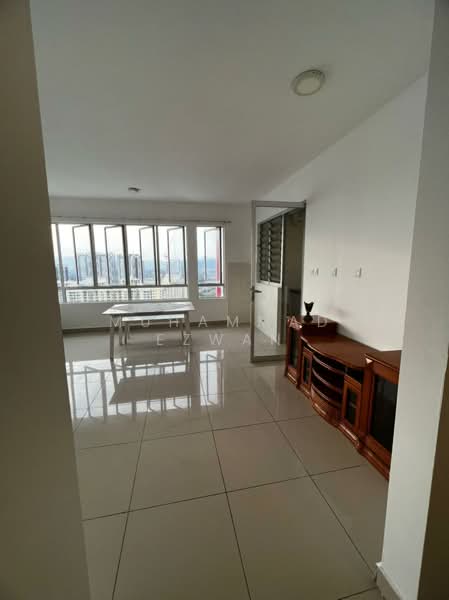 Service Residence for Sale at Platinum Lake PV 21 - Muhammad Ezwan - Living Room - PropertyGuru.com.my