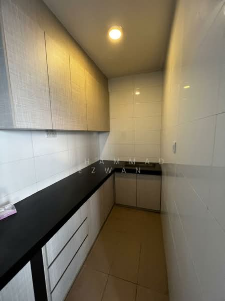 Service Residence for Sale at Platinum Lake PV 21 - Muhammad Ezwan - Kitchen - PropertyGuru.com.my