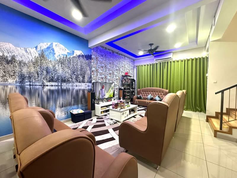 3-storey Terraced House for Sale in Rawang (Selangor) - Reena Sarif - Living Room - PropertyGuru.com.my