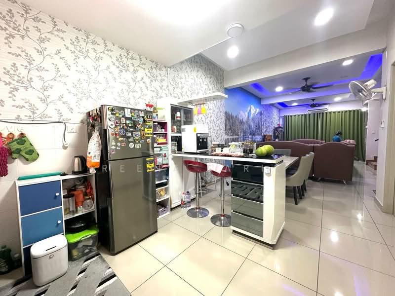 3-storey Terraced House for Sale in Rawang (Selangor) - Reena Sarif - Kitchen - PropertyGuru.com.my