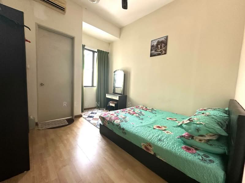 3-storey Terraced House for Sale in Rawang (Selangor) - Reena Sarif - Bedroom - PropertyGuru.com.my