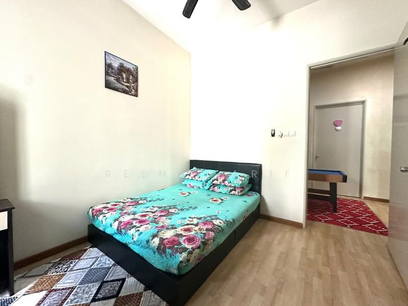 3-storey Terraced House for Sale in Rawang (Selangor) - Reena Sarif - Bedroom - PropertyGuru.com.my