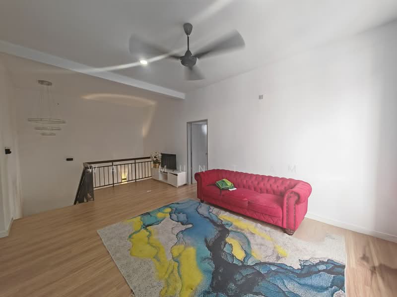 Semi-Detached House for Sale in Taman Tuanku Jaafar (Sungai Gadut) - Wai Mun Tham - Living Room - PropertyGuru.com.my