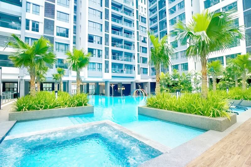 Kondominium untuk Disewa di Residensi Harmoni 2 - Bryan . - Pool - PropertyGuru.com.my