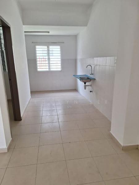2-storey Terraced House for Sale in Setia Ecohill (Semenyih) - Jesslyn Lee - Kitchen - PropertyGuru.com.my