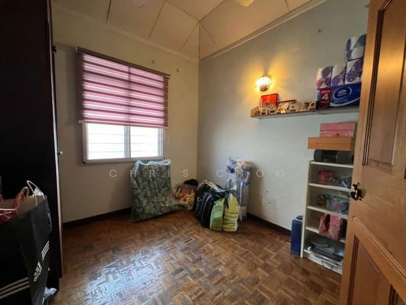 Terraced House for Sale in Bandar Kinrara Seksyen 1 (Bandar Kinrara) - Chris Choo - Bedroom - PropertyGuru.com.my
