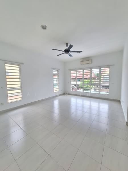 Rumah Berkembar untuk Dijual di Seremban (Negeri Sembilan) - Wai Mun Tham - Living Room - PropertyGuru.com.my