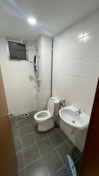 Kondominium untuk Disewa di Residensi Platinum Teratai - Frankie Ong - Bathroom - PropertyGuru.com.my