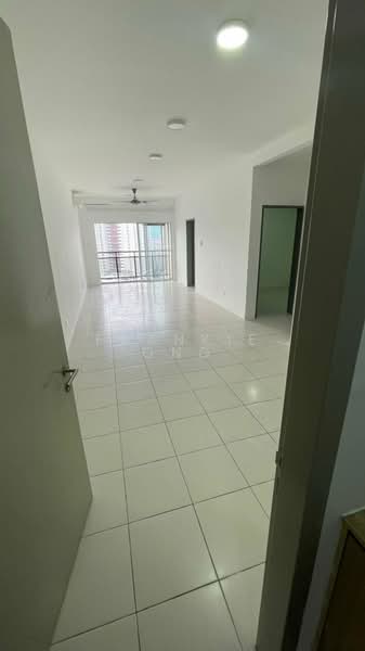 Kondominium untuk Disewa di Residensi Platinum Teratai - Frankie Ong - Living Room - PropertyGuru.com.my