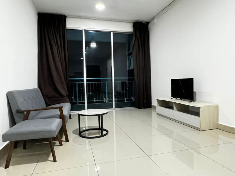 Servis Apartment untuk Disewa di D'Ambience Residences (Pangsapuri Ikatan Flora) - Jemie . - Living Room - PropertyGuru.com.my