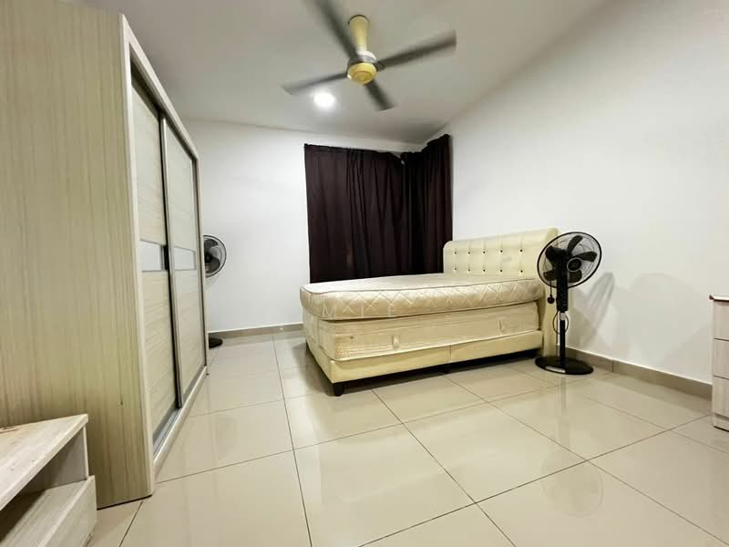 Servis Apartment untuk Disewa di D'Ambience Residences (Pangsapuri Ikatan Flora) - Jemie . - Bedroom - PropertyGuru.com.my