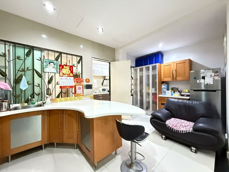 Semi-Detached House for Sale in Country Heights (Kajang) - Lewis Tam - Kitchen - PropertyGuru.com.my