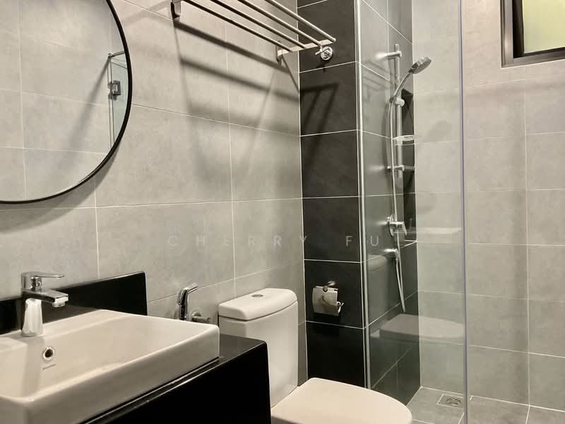 Servis Apartment untuk Disewa di Sunway Velocity TWO - Cherry Fu - Bathroom - PropertyGuru.com.my
