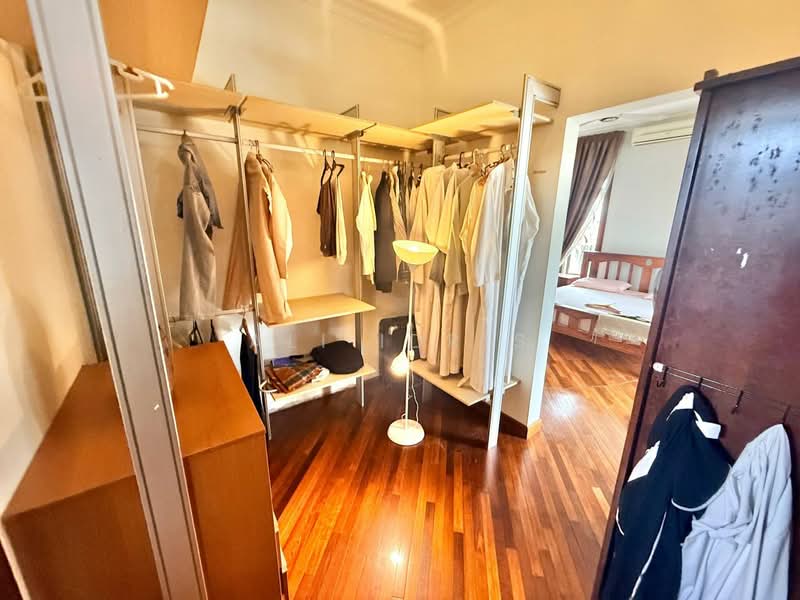 Rumah Banglo untuk Dijual di Seksyen 27 (Shah Alam) - Ali Idris - Bedroom - PropertyGuru.com.my