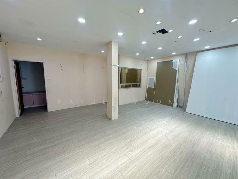 Johor Jaya Three Storey Shoplot - 1