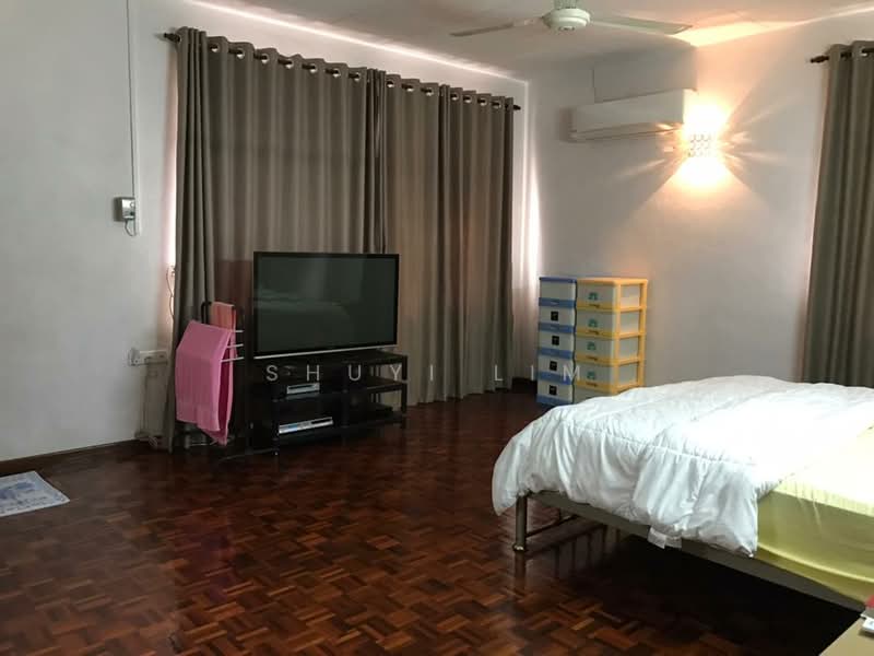 Rumah Berkembar untuk Dijual di Taman Goh Guan Ho (Ayer Itam) - Shuyi Lim - Bedroom - PropertyGuru.com.my