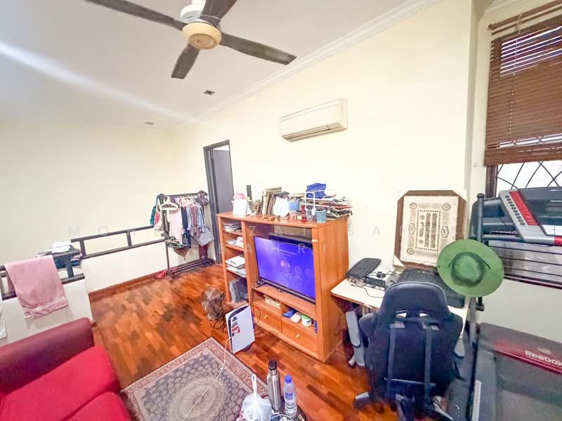 2-storey Terraced House for Sale in Alam Damai (Cheras) - Mohd Aizat Saiful Bahri - Study - PropertyGuru.com.my