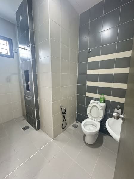 Semi-Detached House for Sale in Skudai (Johor) - Warren Tay - Bathroom - PropertyGuru.com.my