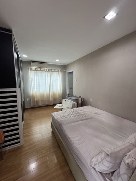Rumah Berkembar untuk Dijual di Taman Bukit Cemerlang (Klang) - Priscilla . - Bedroom - PropertyGuru.com.my