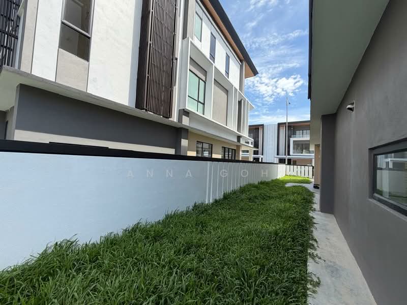 Semi-Detached House for Sale in Petaling (Selangor) - Anna Goh - Exterior - PropertyGuru.com.my