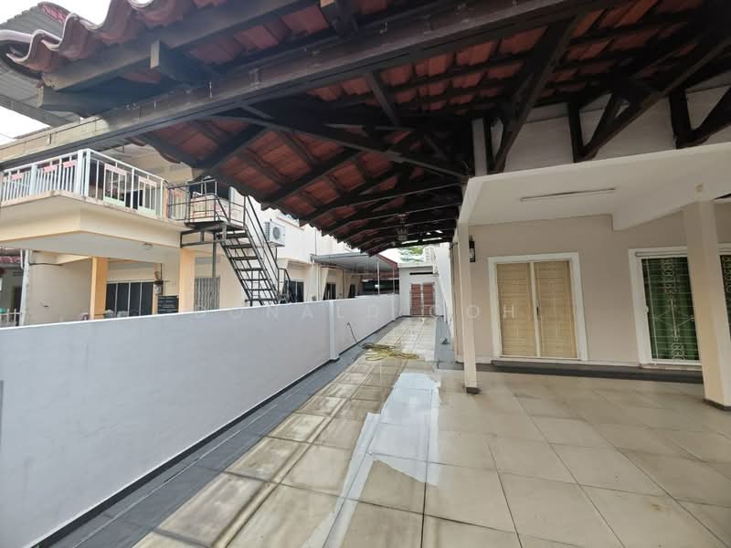Semi-Detached House for Rent in Ipoh (Perak) - Donald Goh - Exterior - PropertyGuru.com.my
