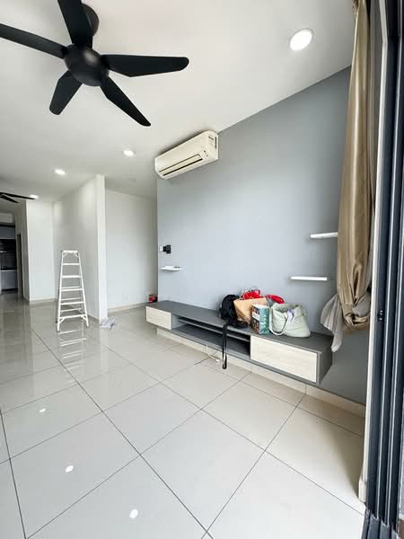 Kondominium untuk Disewa di Legend Heights - Rex Tan - Living Room - PropertyGuru.com.my