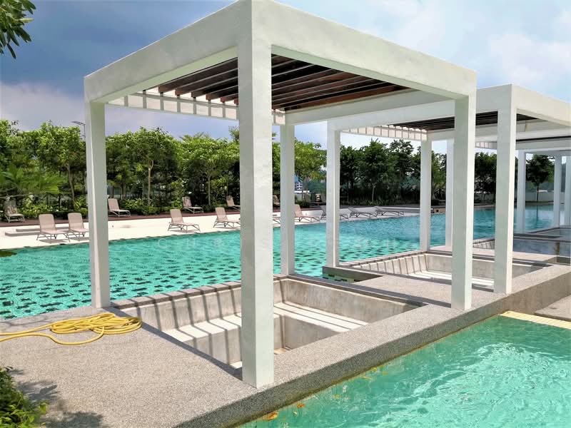 Condominium for Rent at The Clovers - Chris Teoh - Pool - PropertyGuru.com.my