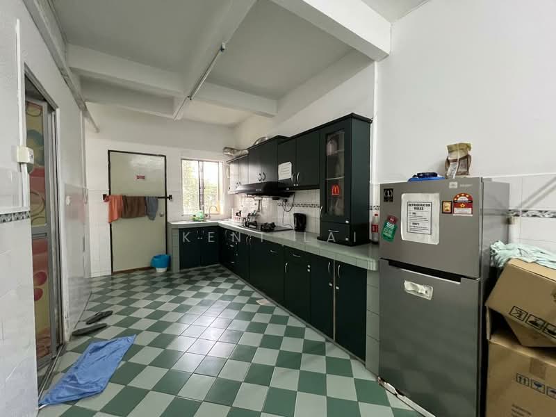 Rumah Teres 2 Tingkat untuk Dijual di Taman Wawasan (Puchong) - Kent Lai - Kitchen - PropertyGuru.com.my
