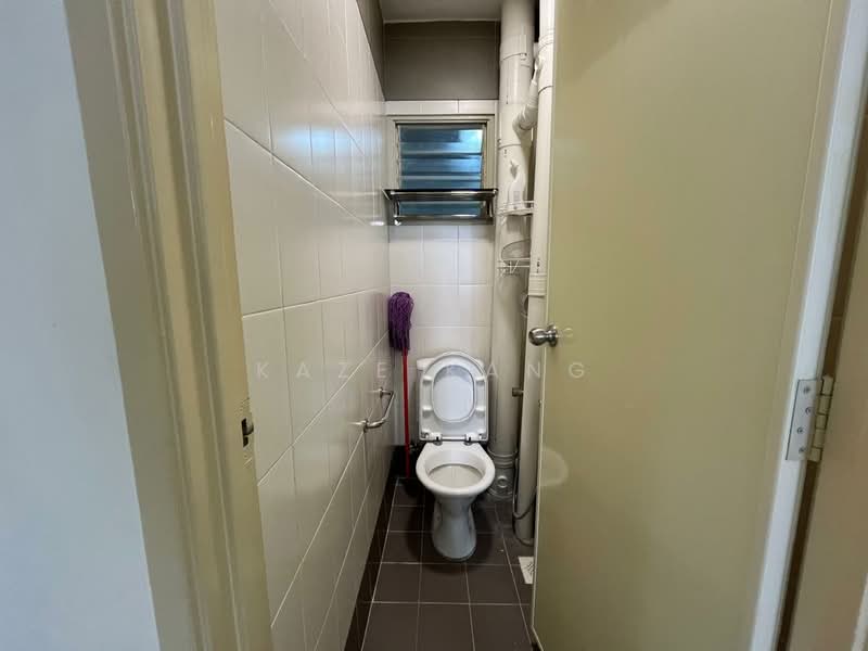 Pangsapuri untuk Disewa di Centrio Avenue - Kaze Kang - Bathroom - PropertyGuru.com.my