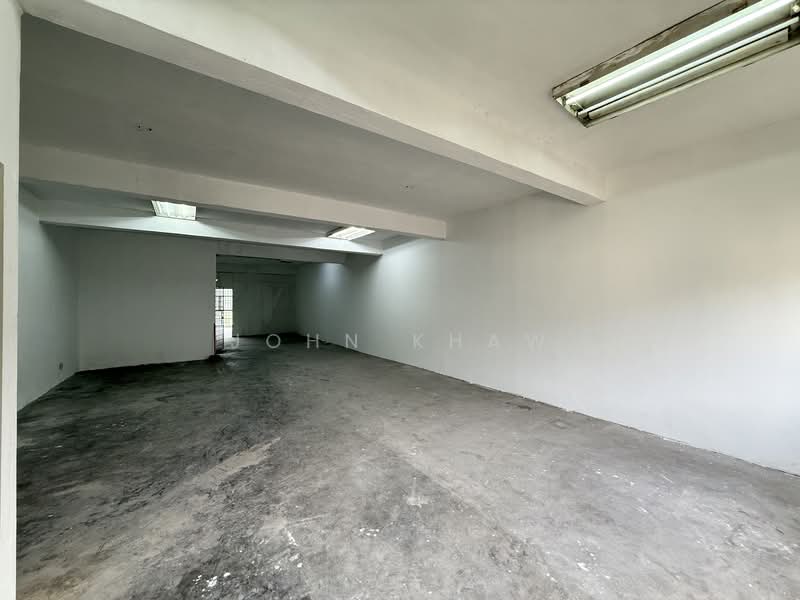 Shop for Rent in Puchong (Selangor) - John Khaw - Interior - PropertyGuru.com.my