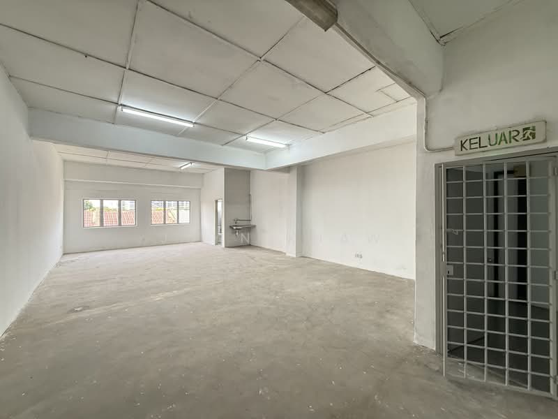 Shop for Rent in Puchong (Selangor) - John Khaw - Interior - PropertyGuru.com.my