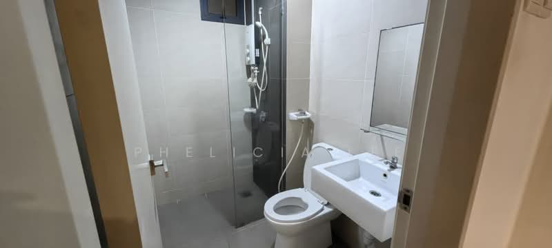 Condominium for Rent at The Raffles Suites - Phelicia Lee - Bathroom - PropertyGuru.com.my