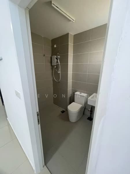 Rumah Teres 2 Tingkat untuk Disewa di Taman Ara Sendayan (Bandar Sri Sendayan) - Evon Ng - Bathroom - PropertyGuru.com.my
