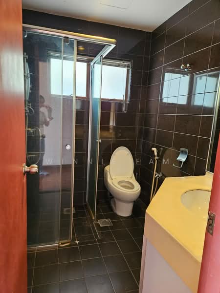 Condominium for Rent at Kiara View - Winnie Fam - Bathroom - PropertyGuru.com.my