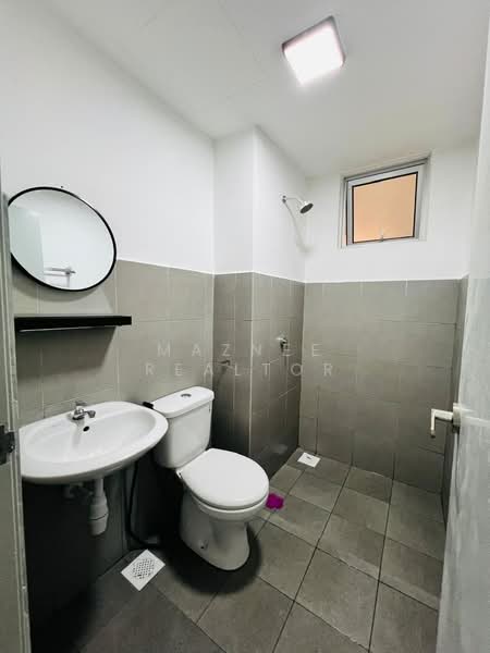 Pangsapuri untuk Disewa di Tangerine Suites - Maznee Realtor - Bathroom - PropertyGuru.com.my