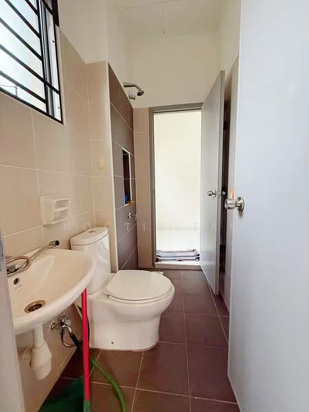 2-storey Terraced House for Sale in Nusa Bayu (Iskandar Puteri (Nusajaya)) - Noctis Tan - Bathroom - PropertyGuru.com.my