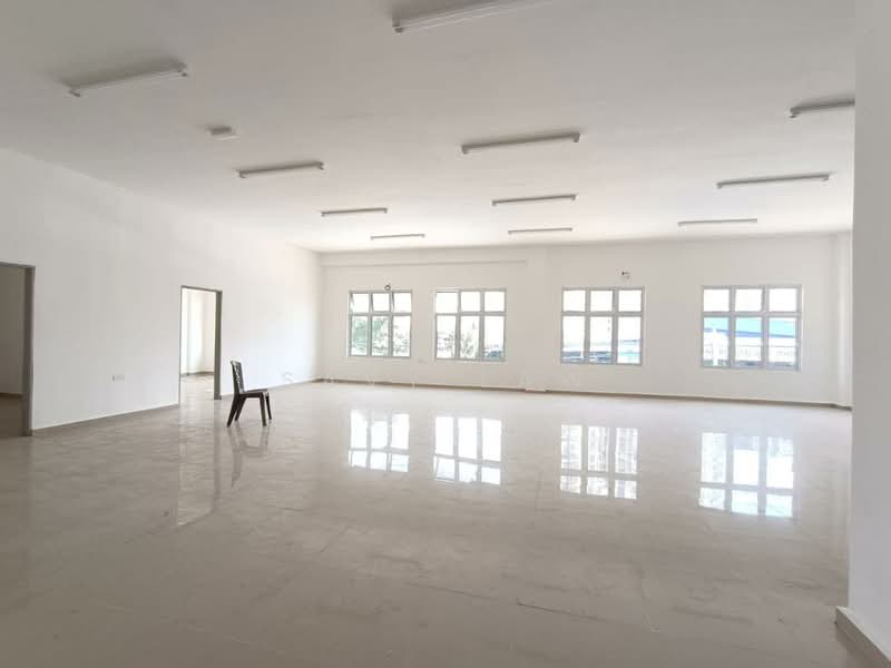 Taman Perindustrian Desa Plentong - 2