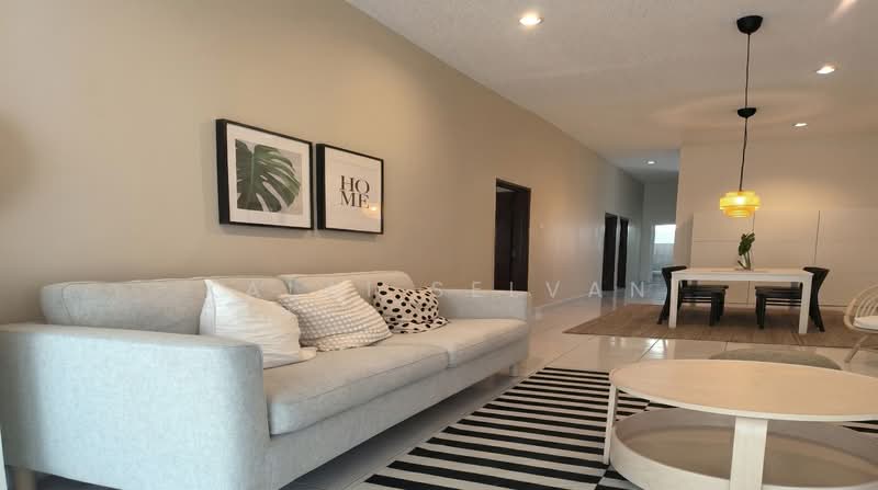Rumah Teres 1 Tingkat untuk Dijual di Taman Legenda Putra (Kulai) - Kalai Selvan - Living Room - PropertyGuru.com.my