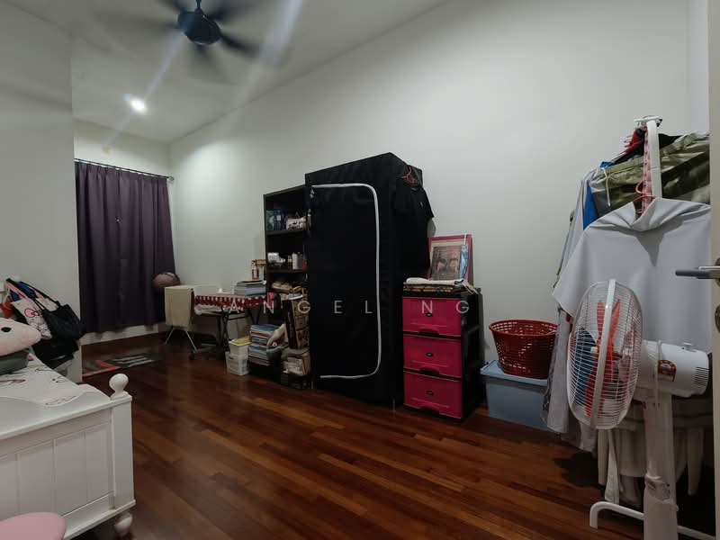 Rumah Teres 2 Tingkat untuk Dijual di Alam Damai (Cheras) - Angel Ng - Bedroom - PropertyGuru.com.my