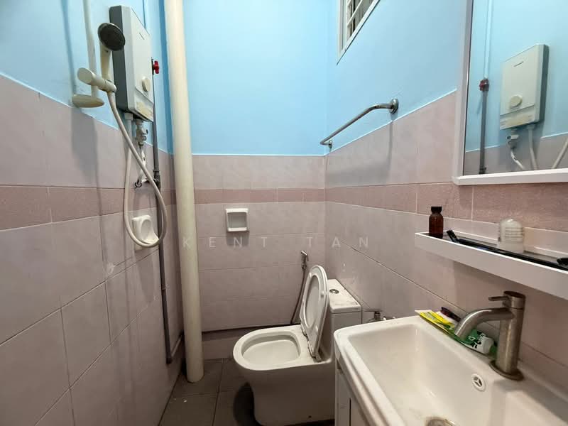 Rumah Teres 1 Tingkat untuk Dijual di Taman Nusa Bestari 2 (Iskandar Puteri (Nusajaya)) - Kent Tan - Bathroom - PropertyGuru.com.my