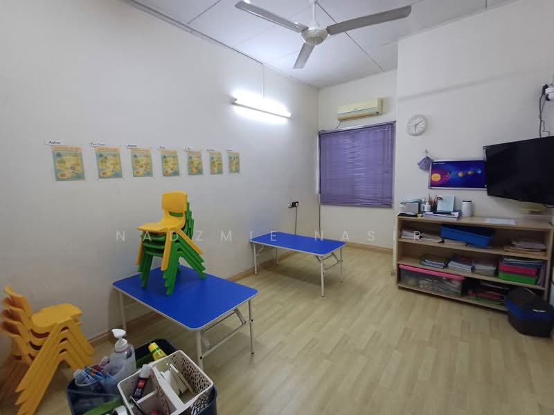 2-storey Terraced House for Sale in Kota Damansara (Selangor) - Nadzmie Nasir - Study - PropertyGuru.com.my