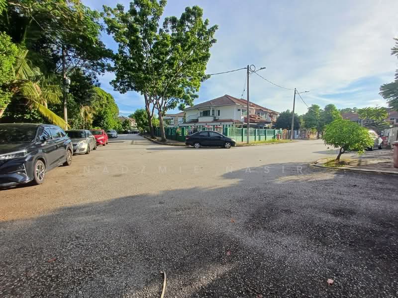 2-storey Terraced House for Sale in Kota Damansara (Selangor) - Nadzmie Nasir - Exterior - PropertyGuru.com.my