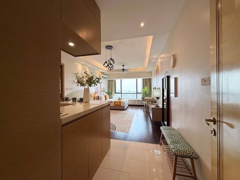 Servis Apartment untuk Disewa di R&F Princess Cove Phase 1 - Linda Lee - Living Room - PropertyGuru.com.my