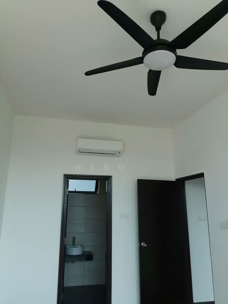 Service Residence for Rent at Molek Regency - Heng . - PropertyGuru.com.my