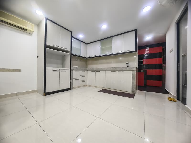 Rumah Teres 2 Tingkat untuk Disewa di Segambut (Kuala Lumpur) - Janet Ng - Kitchen - PropertyGuru.com.my