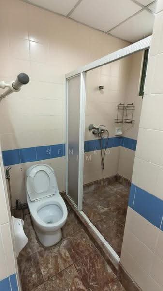Condominium for Sale at The Peak Condominium - Sengko Lim - Bathroom - PropertyGuru.com.my