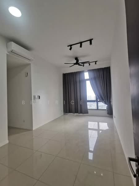 Kondominium untuk Disewa di The Maple Residences - Beatrice Lee - Living Room - PropertyGuru.com.my