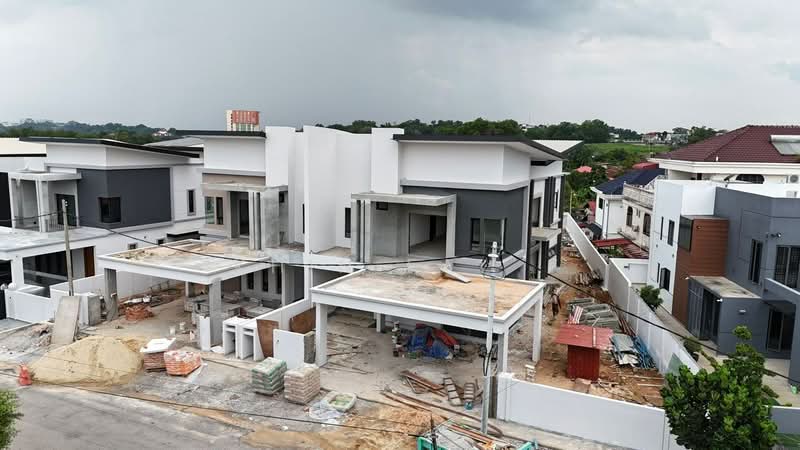 Semi-Detached House for Sale in Taman Datuk Palembang (Bukit Baru) - Khin Fai . - Exterior - PropertyGuru.com.my