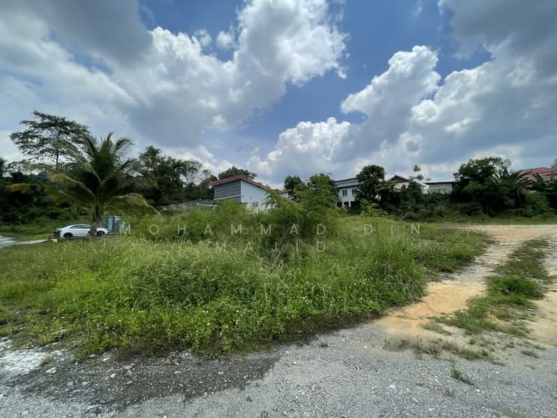Tanah Kediaman untuk Dijual di Sungai Merab (Dengkil) - Mohammad Din Majid - PropertyGuru.com.my