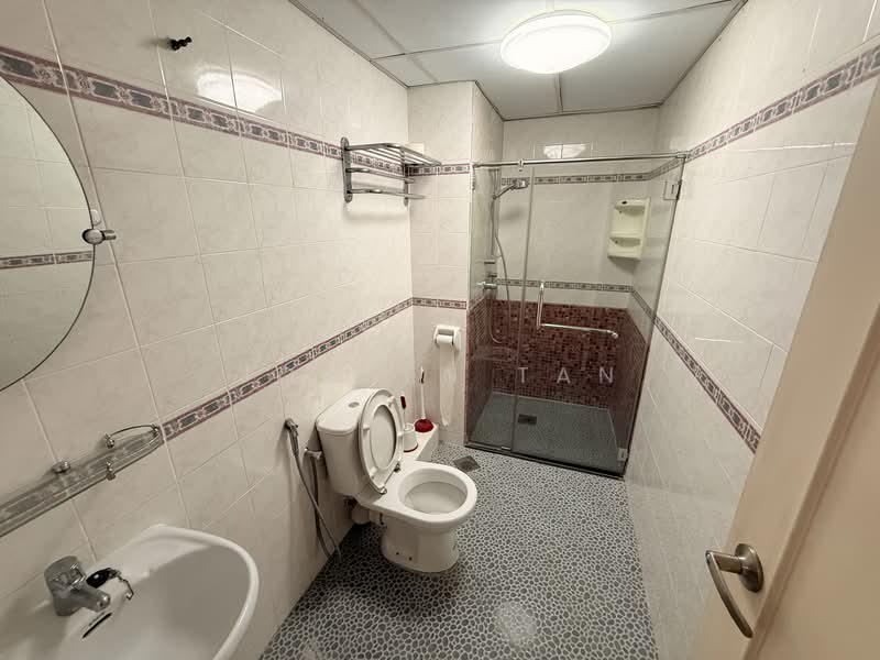 Condominium for Sale at Twin Towers - Jorden Tan - Bathroom - PropertyGuru.com.my